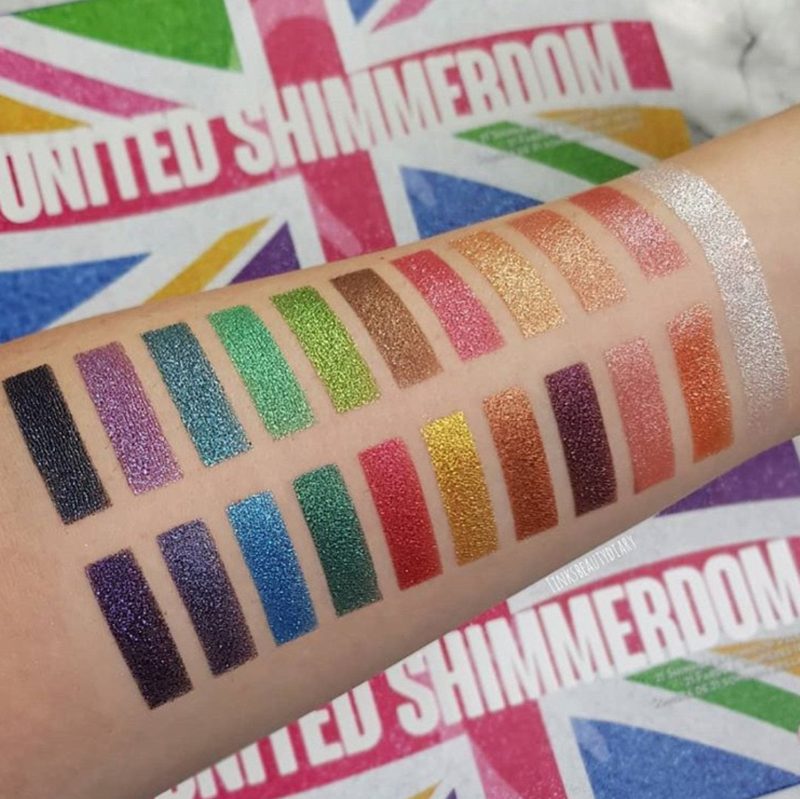 rude united shimmerdom 21 shimmer eyeshadow palette 3 1498x 1b81f640 d252 4a85 9235 a28b1f71120a